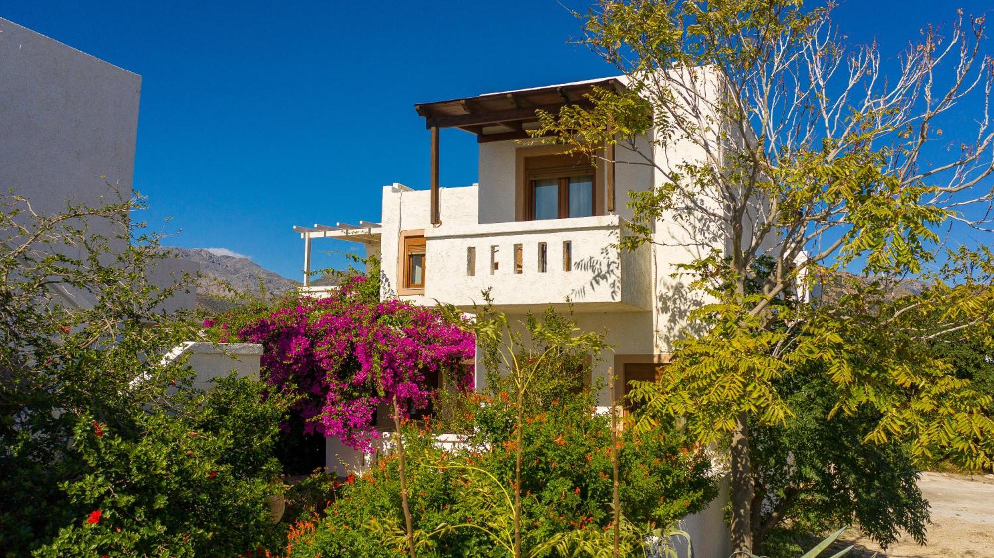 Akrotiri Apartments Makrýgialos Exterior foto
